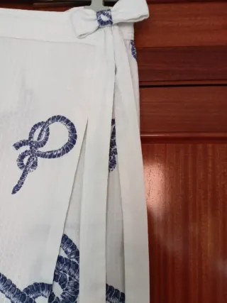 Lote 3 faldas blancas con estampado náutico