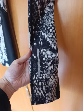 Mallas Nike Running Estampado Serpiente Talla M