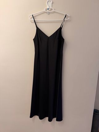 Vestido Lencero Satinado Negro