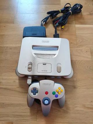 Nintendo 64 Gold con mando