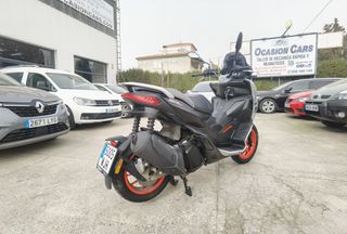 Aprilia SR GT125