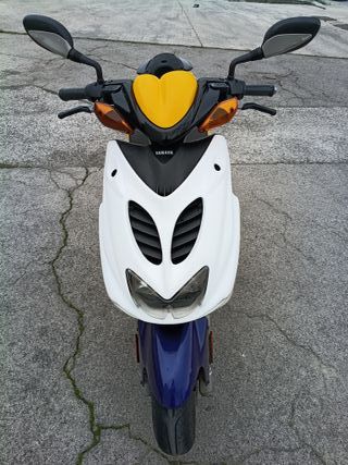 Yamaha Aerox R Scooter 49cc