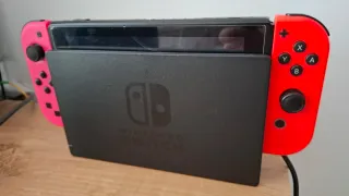 Nintendo Switch + 2 Juegos + Funda