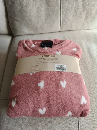 Pijama Coral Fleece Corazones Talla L