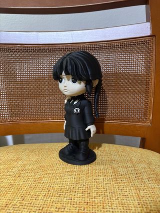 Figura Miércoles Addams