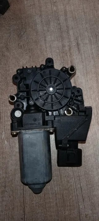Motor elevalunas D S3/A3