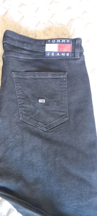 Pantalón Tommy Jeans Negro Talla S