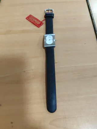 Reloj Duward Sra  Correa Negra nuevo