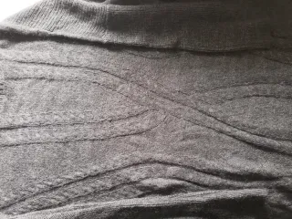 Jersey Cortefiel largo gris talla L