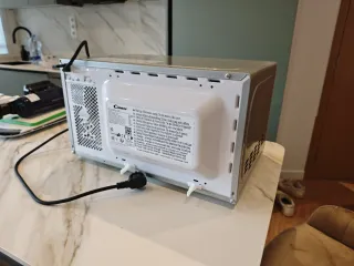 Microondas Candy CMXG20DS en perfecto estado