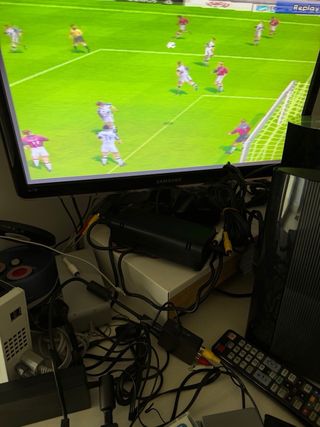 PlayStation 1 + FIFA 2001 Completa