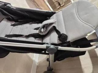 Silla de paseo Hauck ligera y compacta