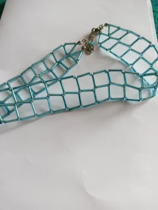 Gargantilla vintage azul y plateada