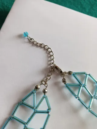 Gargantilla vintage azul y plateada