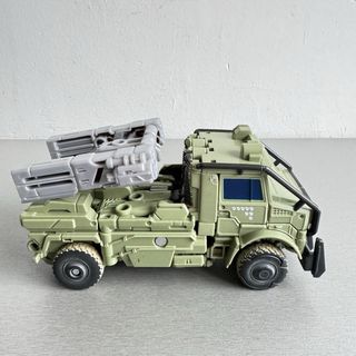 Transformers The Last Knight Camión