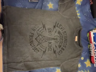 Camiseta Levi's Gris Talla M