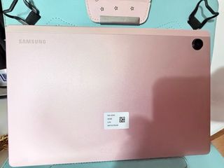 Samsung Galaxy Tab A8 Rosa Casi Nueva sin rallones