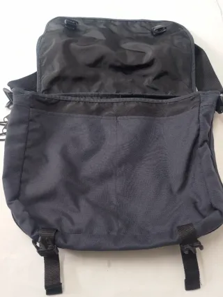 Bandolera Eastpak negro