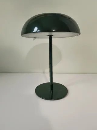 Lámpara de mesa Zara Home verde