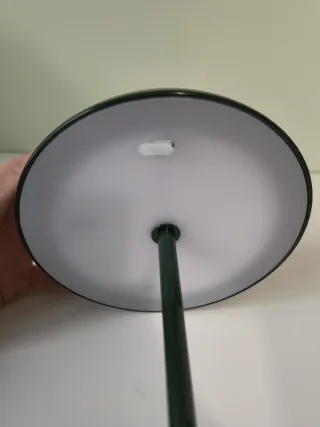 Lámpara de mesa Zara Home verde