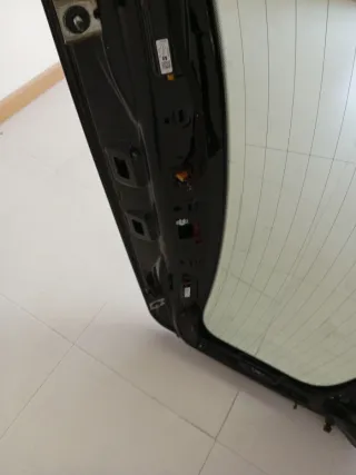 Portón Seat León MK3 5F faro cerradura