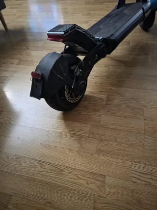 Patinete Eléctrico Cecotec Bongo Z City