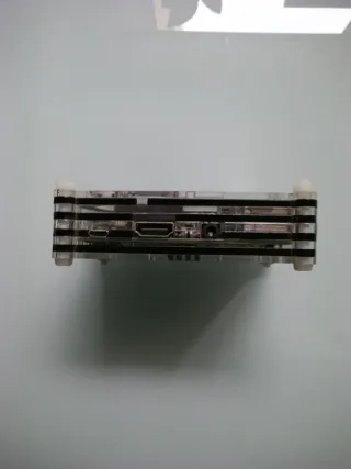 Raspberry Pi 3 B+ con ventilador y carcasa