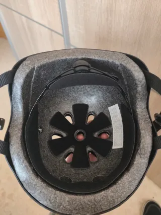 Casco Negro Patinete