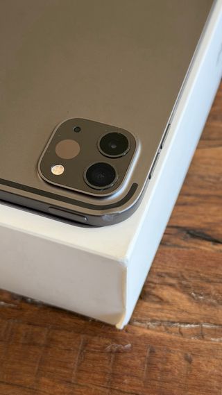 iPad Pro 11 M1 (128GB) + funda de teclado