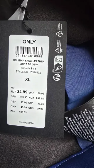 Falda azul de cuero sintético