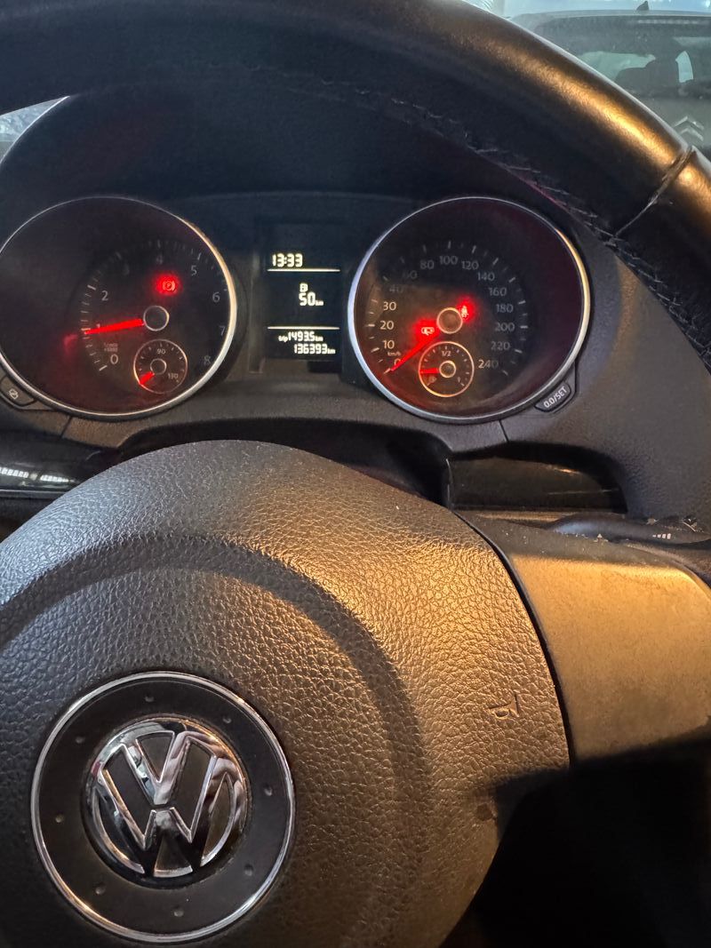 Volkswagen Golf VI Cabrio 1.2 TSI 2012, foto 2