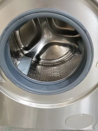 Lavadora Bosch Inox Clase A+++ 1400rpm con garantí