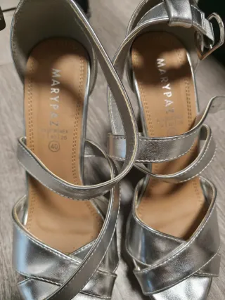 Sandalias Maripaz plateadas plataforma tacón