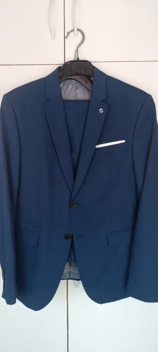 Traje de chaqueta azul