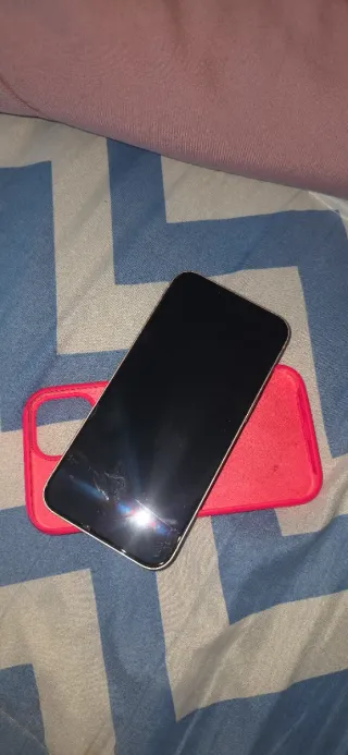 iPhone 13 85% Batería