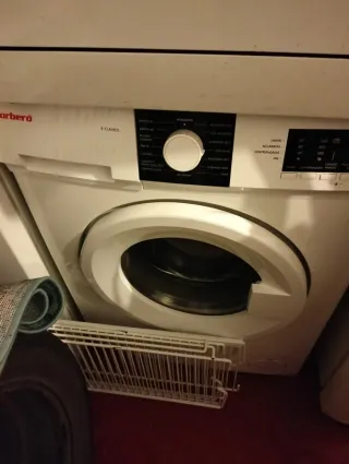 Lavastoviglie, lavatrice e frigorifero