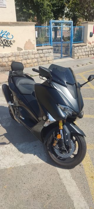 Cúpula T-Max 530 Negra Original Yamaha