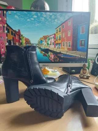 Botín Refresh Negro T37