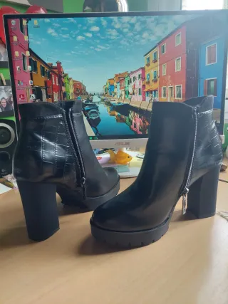 Botín Refresh Negro T37