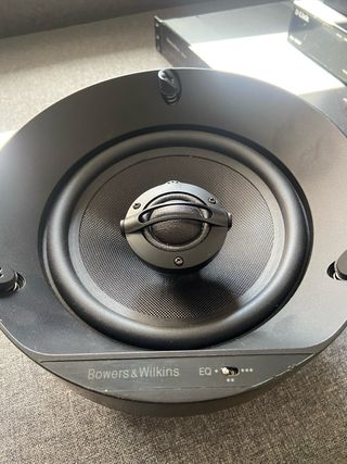 Amplificador Sonos y Altavoz Bowers & Wilkins
