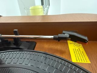 Tocadiscos con Mando y Radio (en Madrid)