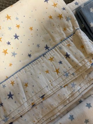 Lote Ropa franela Cama Infantil Estrellas