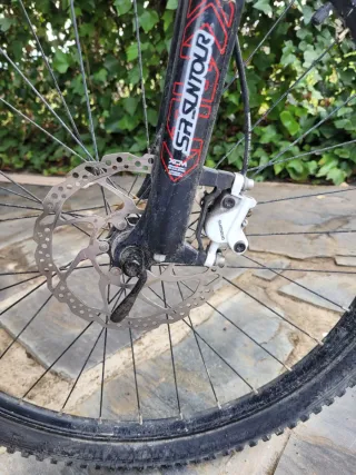 Bicicleta MTB BH Model PEAK