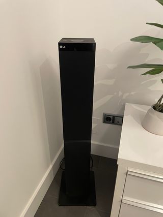 Torre de Sonido LG Negra
