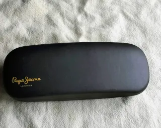 Funda gafas rígida Pepe Jeans negra