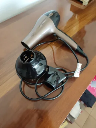 Asciugacapelli nero/marrone Britney Spears