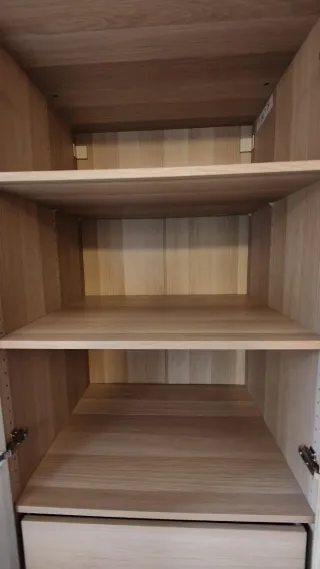 Armario PAX efecto roble teñido blanco