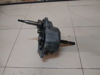 REDUCTORA CAJA TRANSMISIÓN