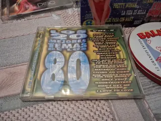 CDs Música Hollywood y Baladas Antiguas