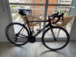 Bicicleta Cube Agree Hurzeler